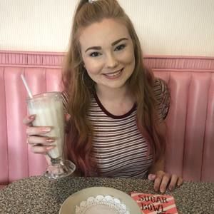 Meet your Posher, Bella